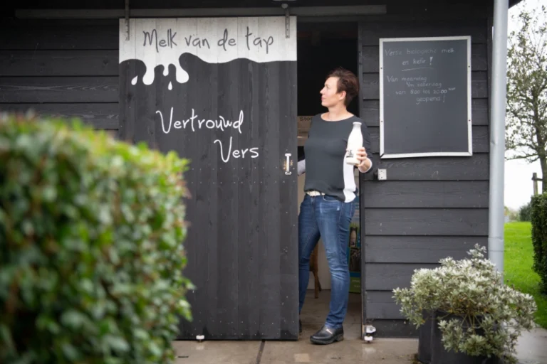 Biologische melk wendydekoning boerderij het vertrouwen